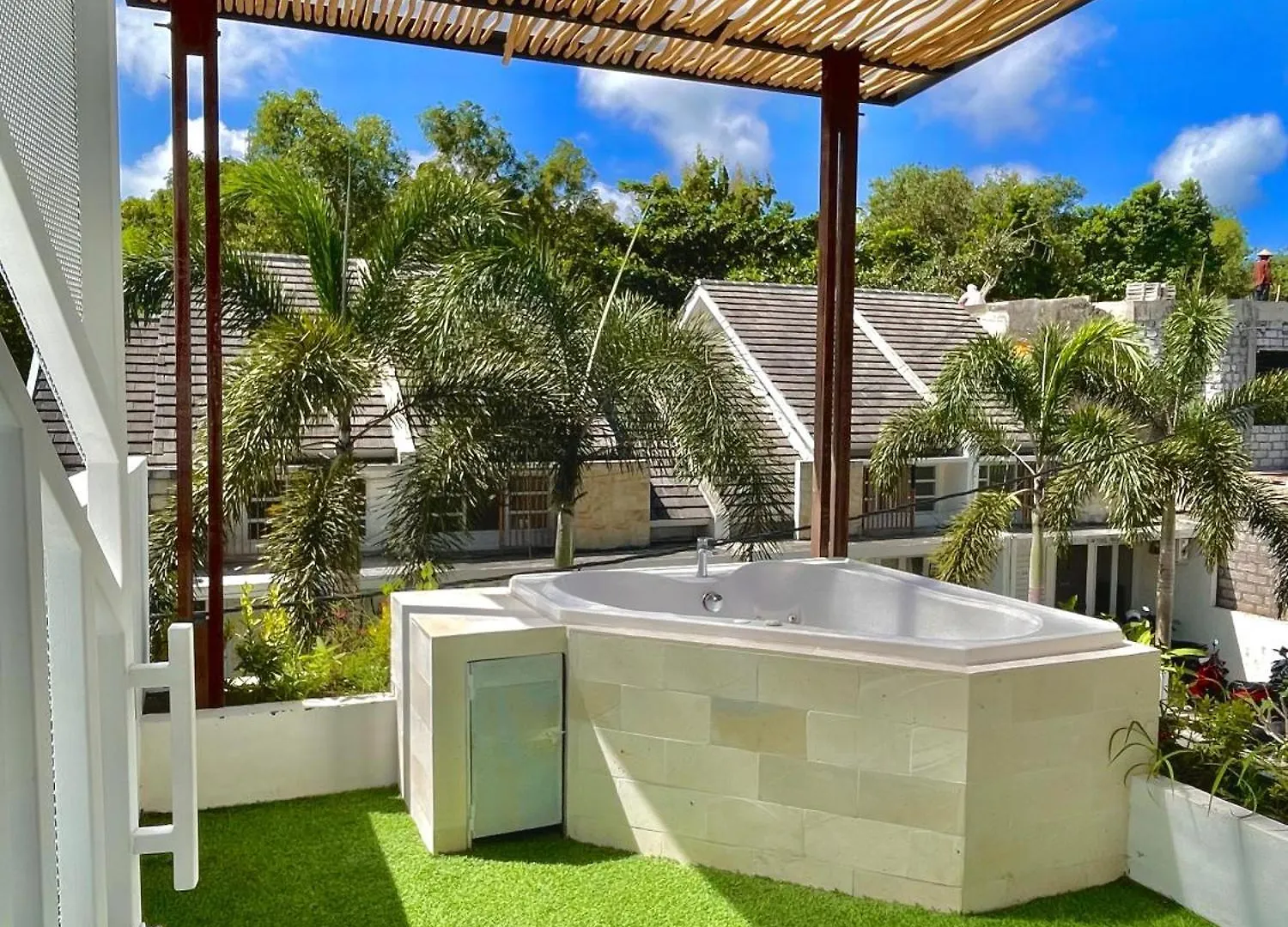 Villa Amelyla Uluwatu  Holiday home Uluwatu (Bali)